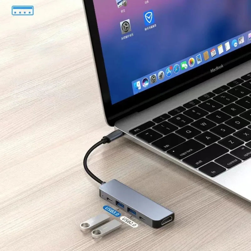 Hub USB-C 6-en-1 vers HDMI 4K — station multiport pour PC portable et tablette